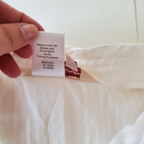 Norm Thompson Cotton Floral Button Up Blouse - Picture 7 of 9